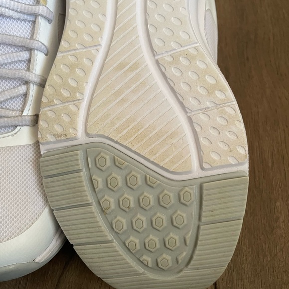 Athletic Works Women's Lifestyle Mesh Jogger Sneakers - Picture 9 of 11